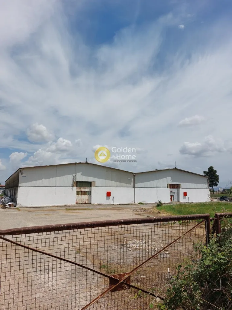 Välivaade - Industrial Space with Solar Panels in Livadeia