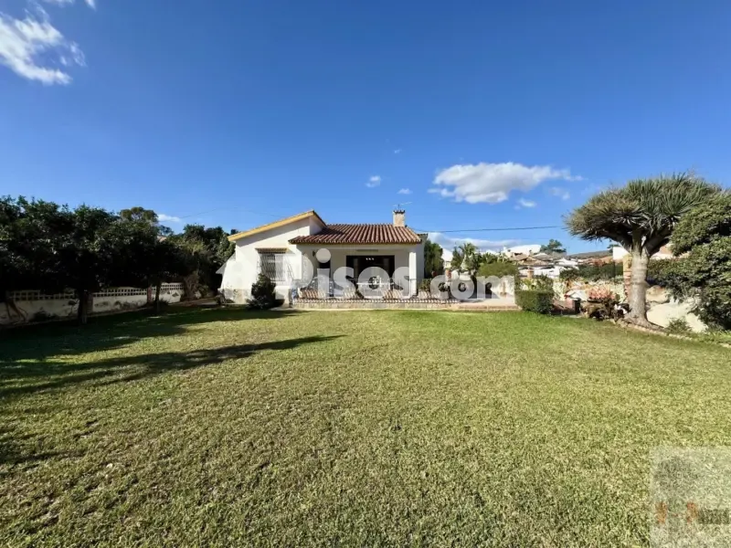 Aed - Chalet with Garden in Torre de Benagalbón