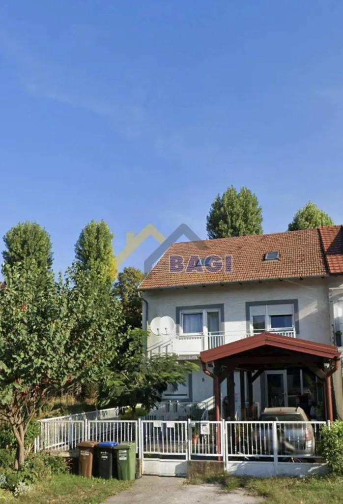 Välivaade - Multi-Storey House with Garden in Stenjevec, Zagreb