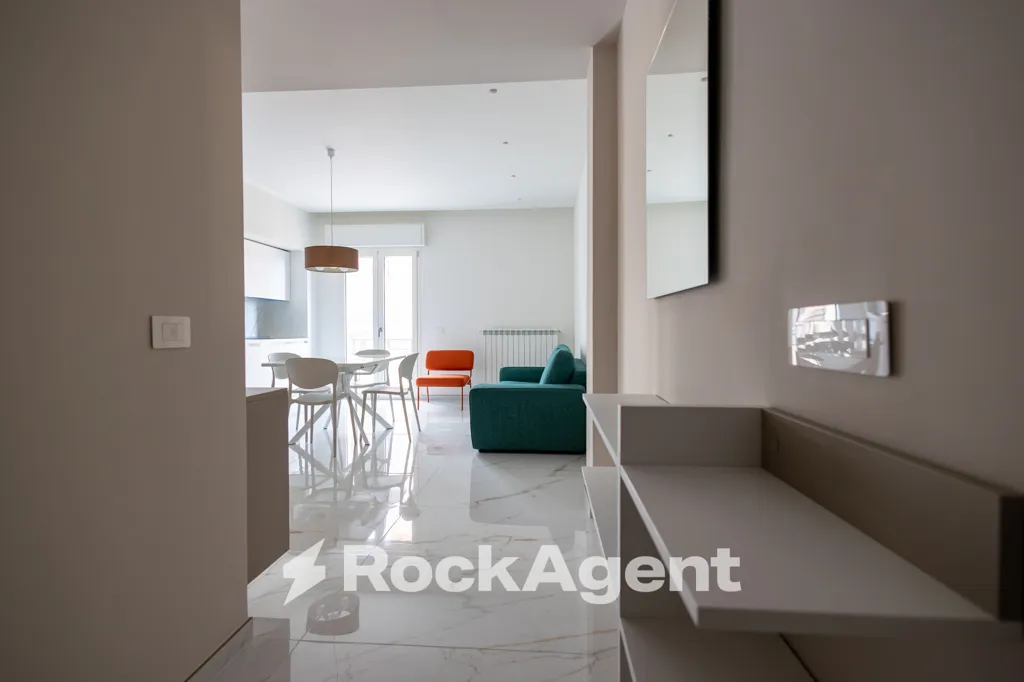 Séjour - Modernised Apartment with Balcony in Catanzaro