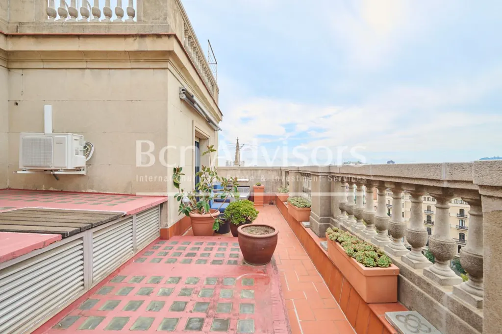 Terrass - Penthouse with Rooftop Pool in Dreta de l'Eixample, Barcelona