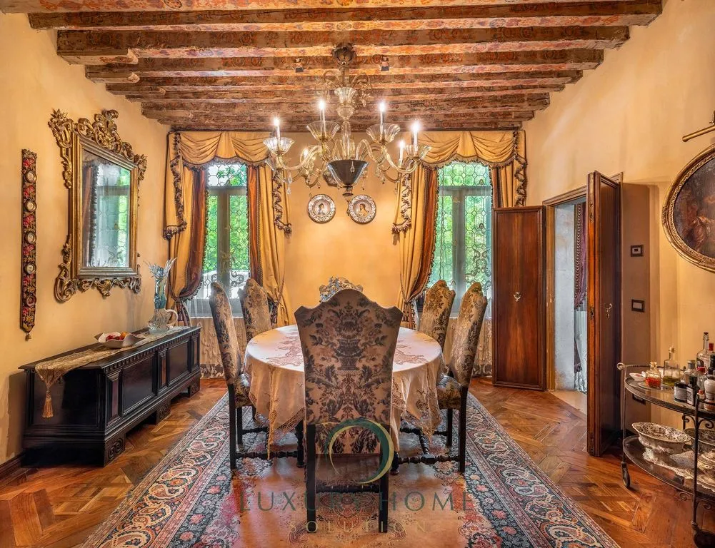 Salle à manger - Historic Villa with Garden in Stra, Veneto
