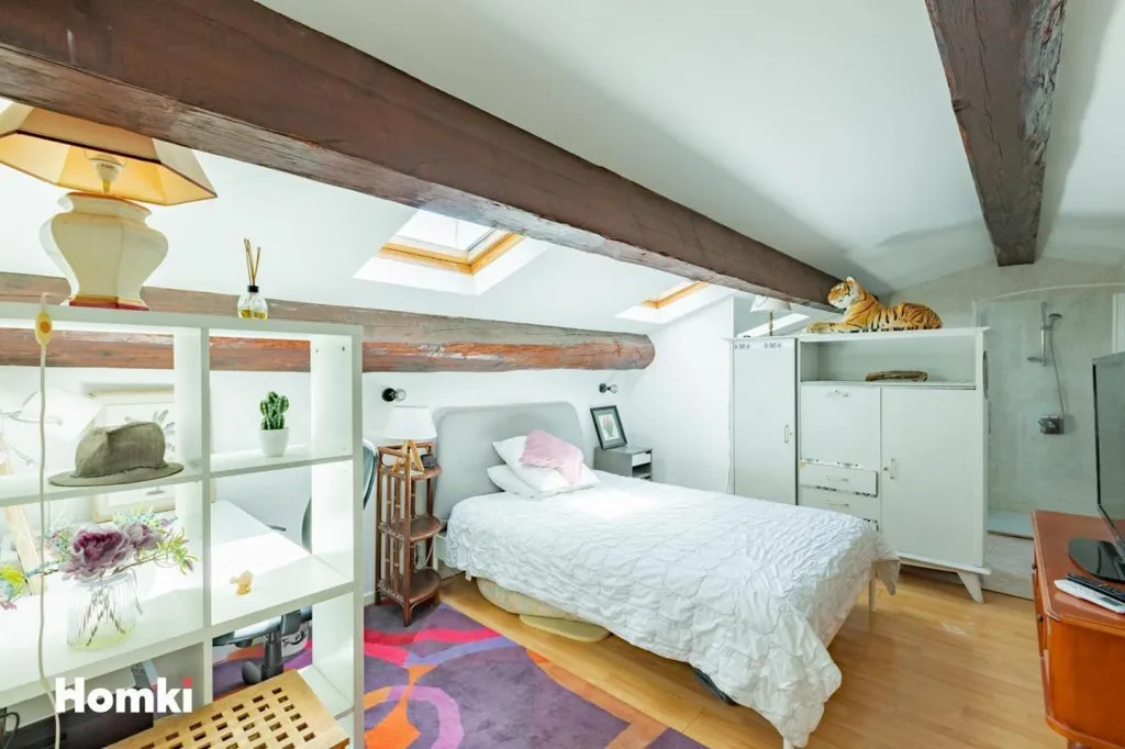 Chambres - Ensemble Immobilier avec 3 Logements à Coursan