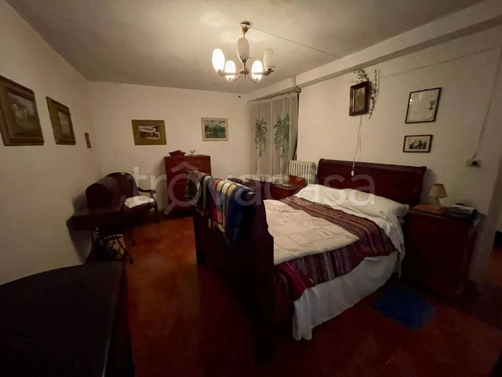 Chambres - Restoration-Ready House with Panoramic View in Murazzano