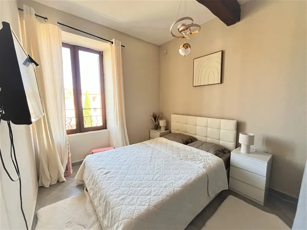 7-toaline maja asukohas Apt