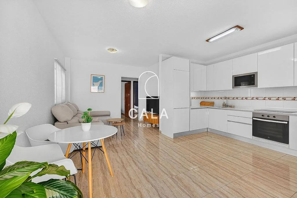 Köök - Apartment with Pool and Terrace in Palm-Mar