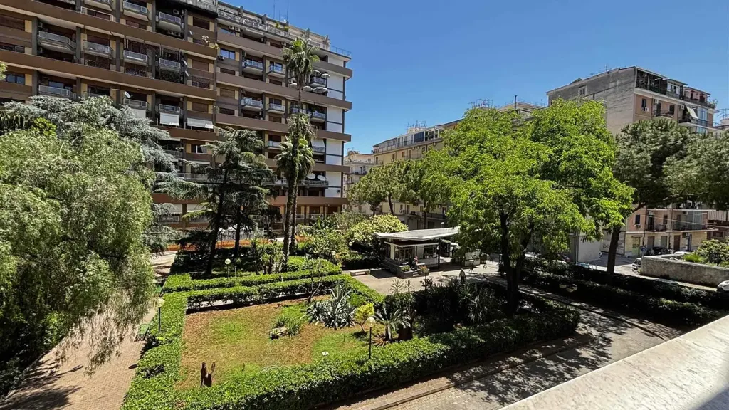 Jardin - Spacious Apartment with Balcony in Palermo