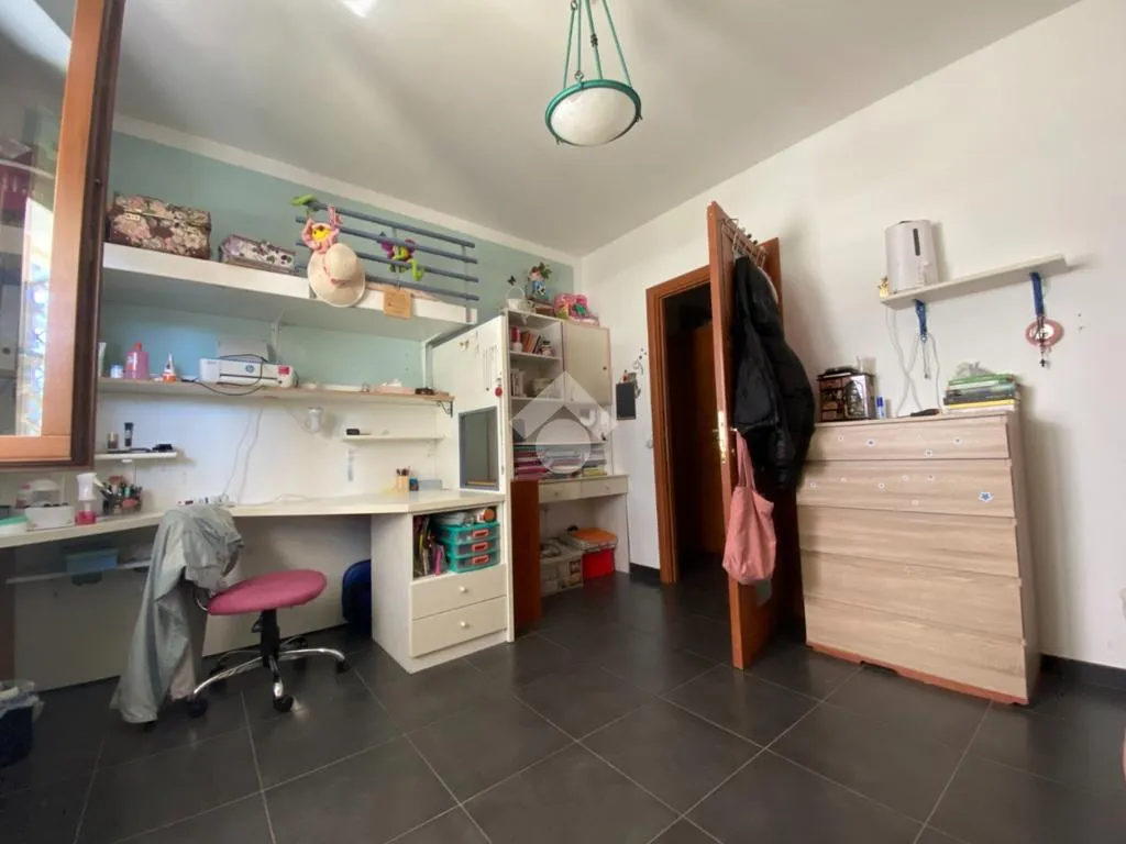 Studio - Modern 2-Bedroom Apartment with Terrace in Luna e Sole