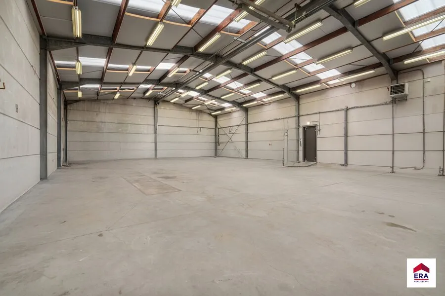 Pièces - Appartement avec Atelier de 240 m² et Jardin à Bruxelles