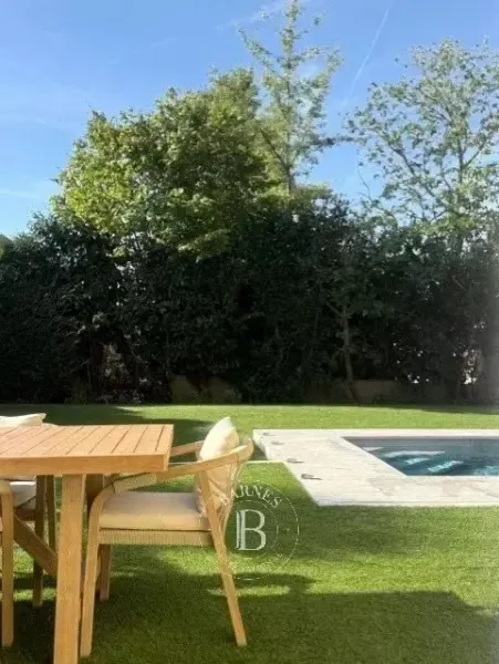 pool_area