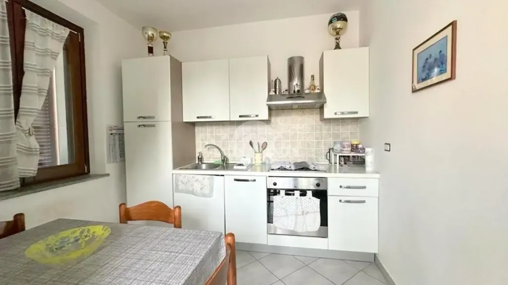 Cuisine - Renovated Apartment with Courtyard in Savigliano