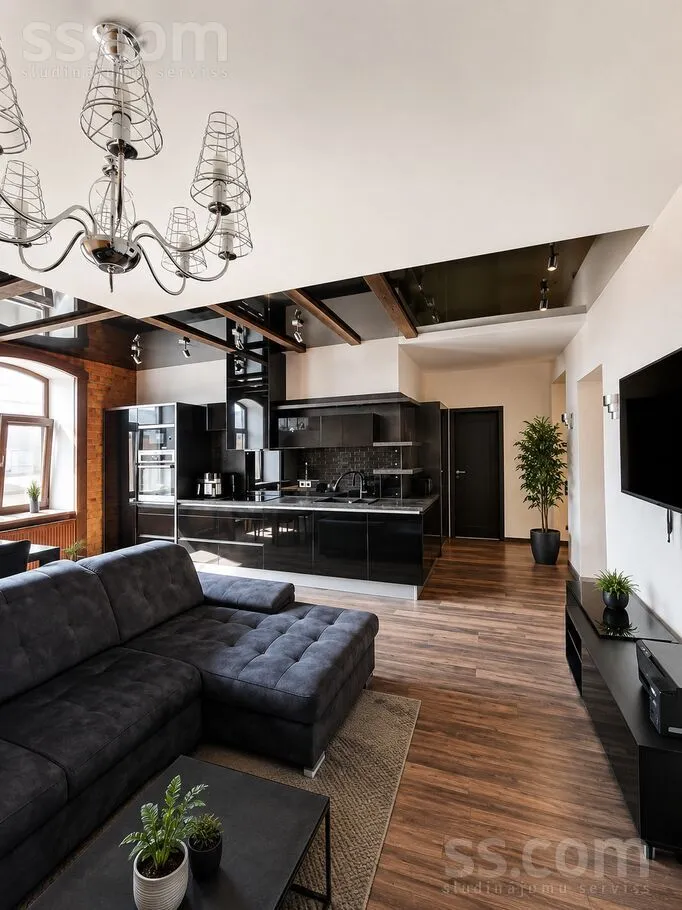 Séjour - 3-Bedroom Apartment with Courtyard View in Riga Centre