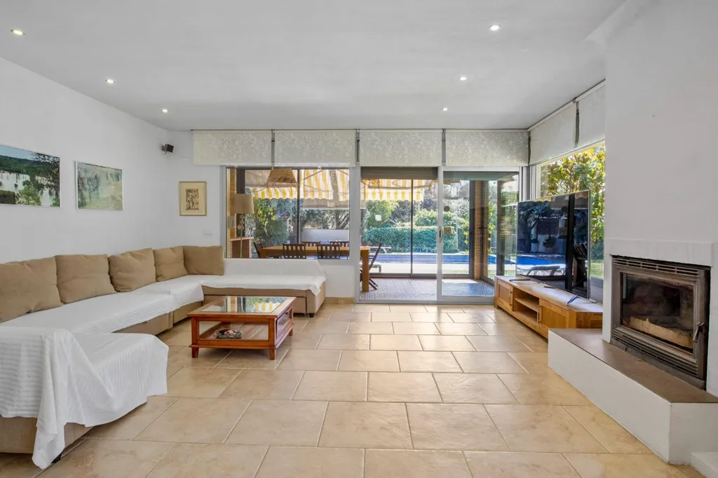 Séjour - Luxury Detached House with Pool in L'Escala