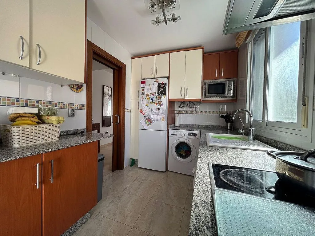 Kitchen - Semi-detached House with Pool in Las Salinas