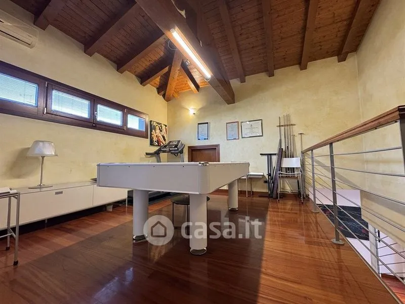 Pièces - Modern Villa with Private Garden in Cordenons