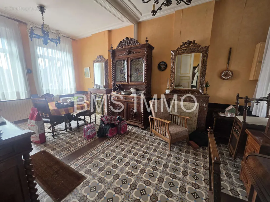 Maison 6 pièces à Raimbeaucourt