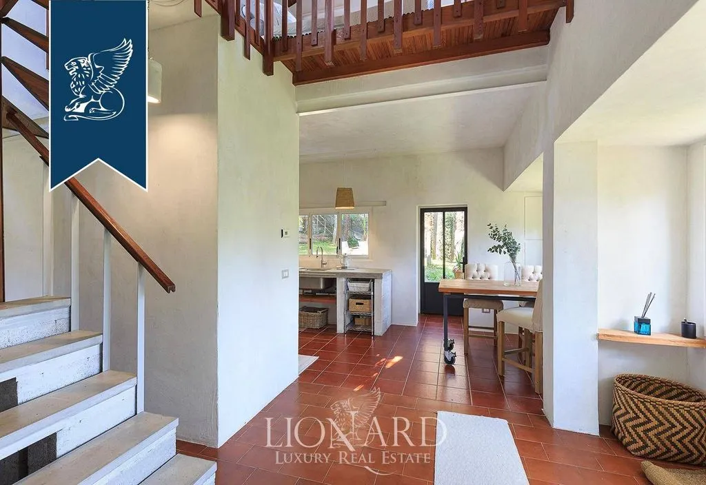 Toad - Luxury Villa with Lake View in Moltrasio