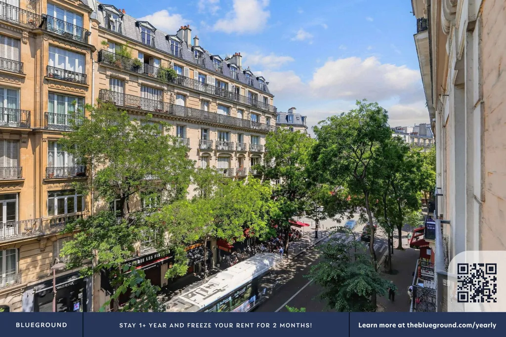 Balcon - Appartement Rénové avec Vue sur Montmartre