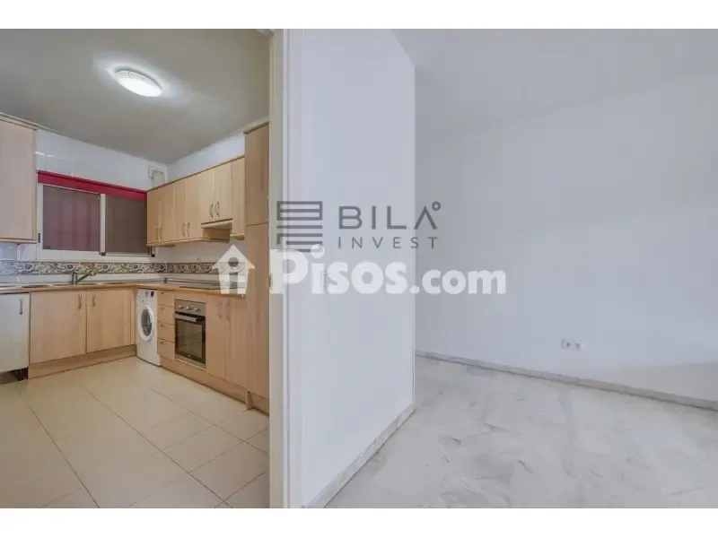Kitchen - Apartment with Private Garage in Marbella Reserve