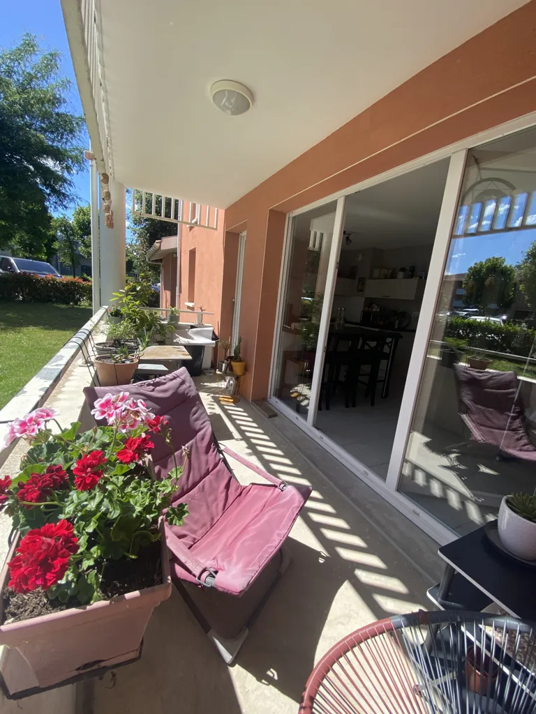 Terrazza - 2-Bed Apartment with Balcony in Dax