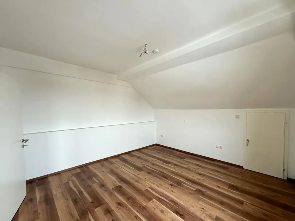 Toad - 3-Bedroom Loft in Viktring, Klagenfurt