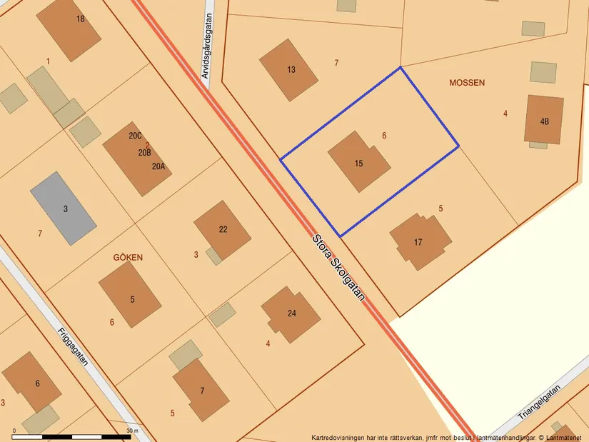 Multi-Unit Property with Parking in Herrljunga