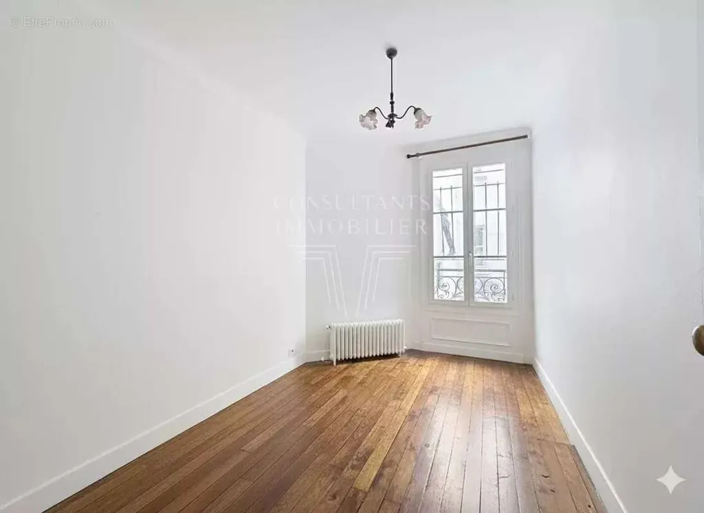 Stanze - Two-Bedroom Flat with View in Saint-Germain-des-Prés