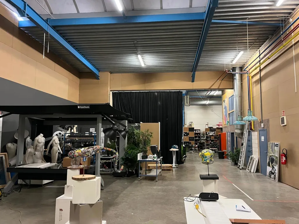 Pièces - Espace Commercial avec Stockage à Boortmeerbeek
