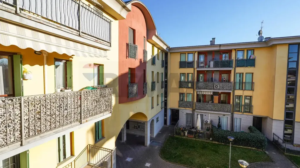 Balcon - Apartment with Balcony in Terno D'Isola