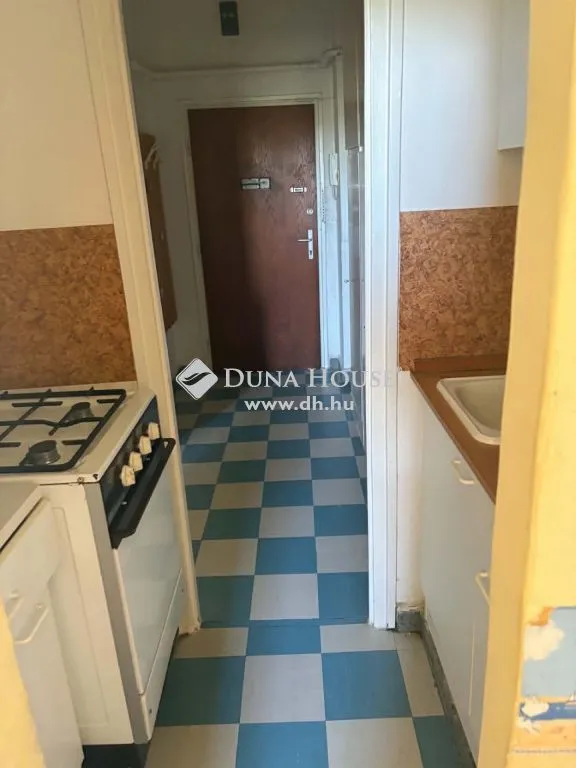 Cuisine - Apartment with Balcony in Pécs Centre