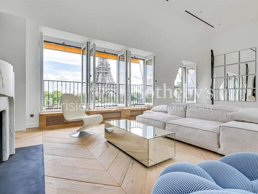 Séjour - Appartement de Luxe avec Vue Tour Eiffel à Paris 16