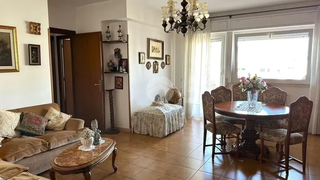 Appartement 4 pièces à IT