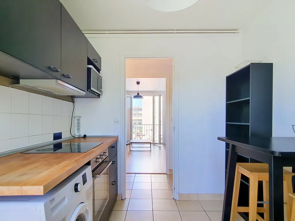 Cuisine - Appartement 3 Pièces avec Balcon au Grand Charran, Valence