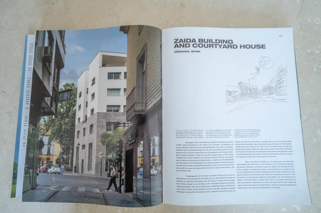 Luxury Apartment with Zaida Building in Granada