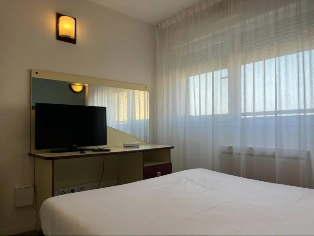 Bedrooms - Studio with Parking near Le Havre Centre