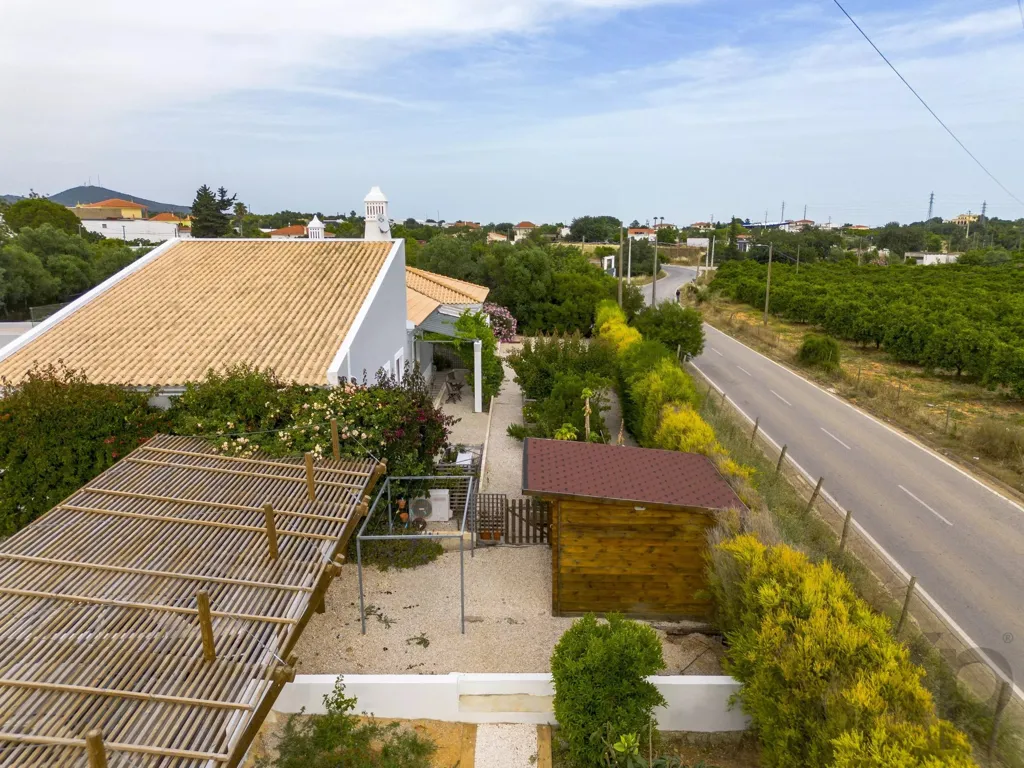 Vue aérienne - Single-Story Villa with Private Pool in Vale da Rosa