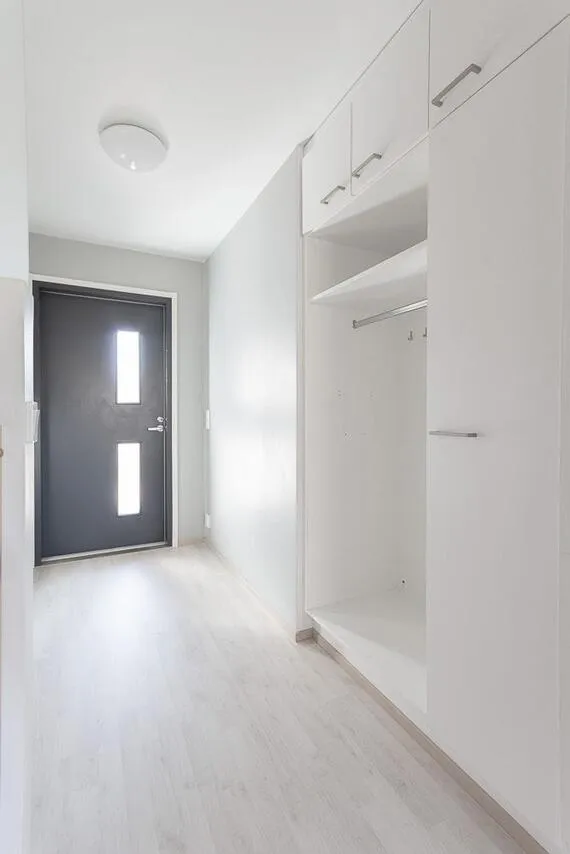 Entrée - Duplex Apartment with Balcony in Porvoo Huhtis