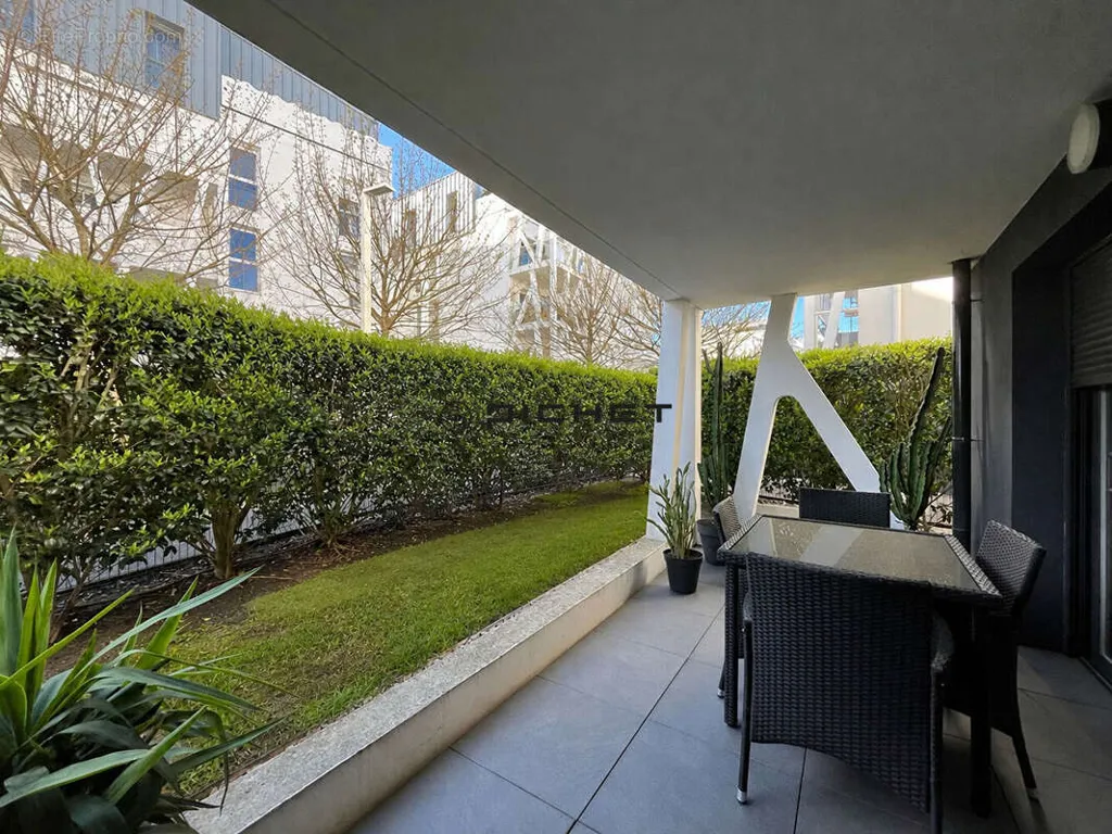 Terrasse - Appartement Traversant avec Jardins à Bayonne