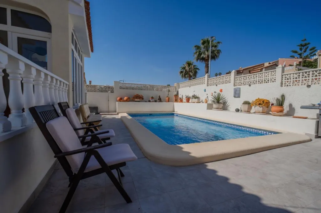 Piscine - Detached Villa with Private Pool in Ciudad Quesada