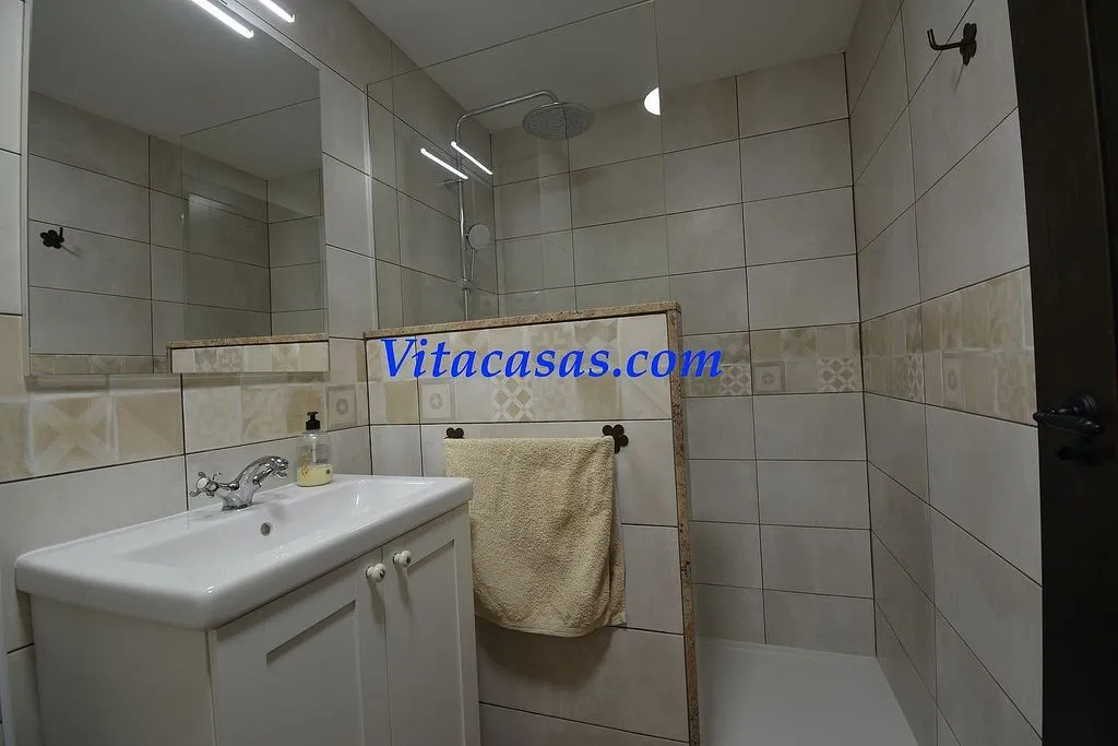 Vannitoad - Rustic Chalet with Pool in Robledillo de Mohernando