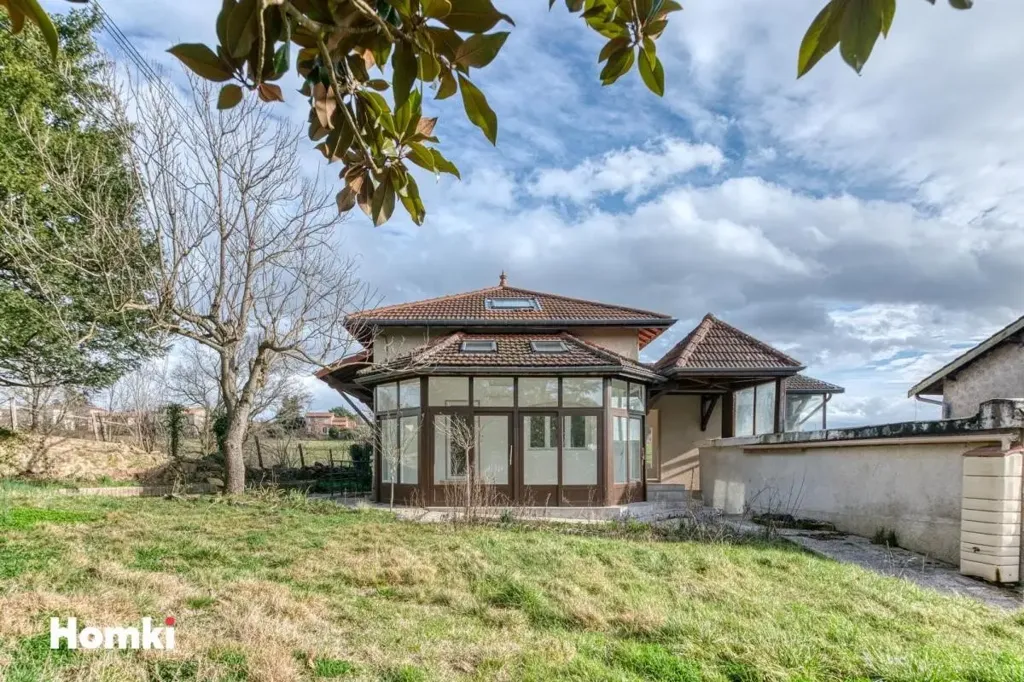 Extérieur - Maison T6 avec Studio Indépendant à Sainte-Consorce