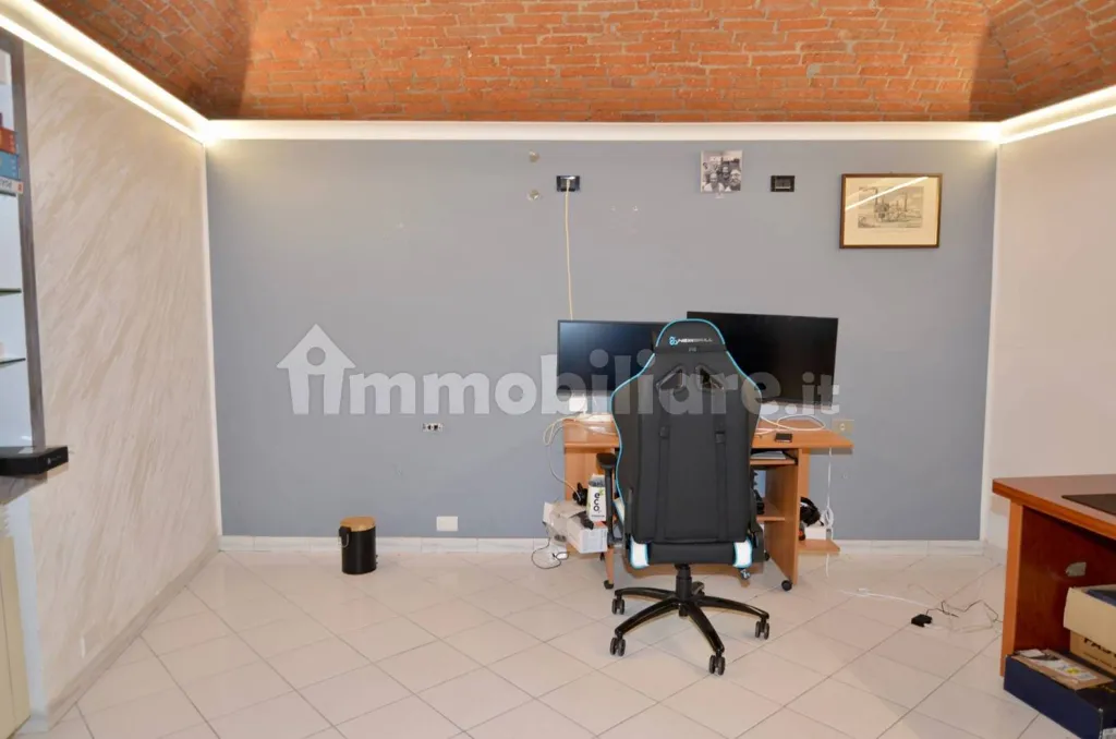 Kabinet - Terraced House with Private Terrace in Levone