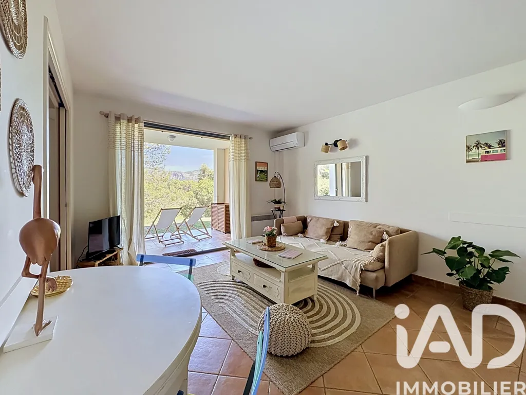 Séjour - Appartement avec Terrasse au Golf de Saumane-de-Vaucluse