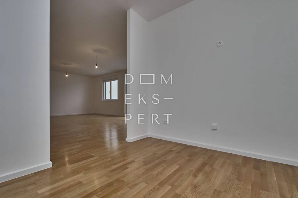 Pièces - Penthouse with Terrace in Sesvete, Zagreb