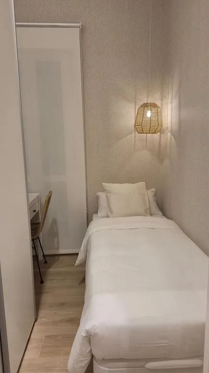 Chambres - Modern Flat with High-Quality Finish in Madrid