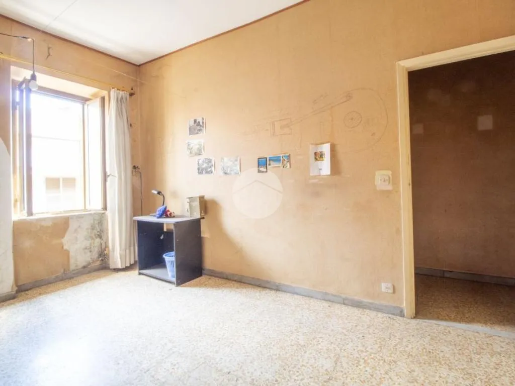 Magamistoad - 3-Room Apartment with Balcony in Moricone