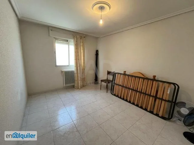 Magamistoad - Spacious Flat with Terraced Views in Ciudad Rodrigo