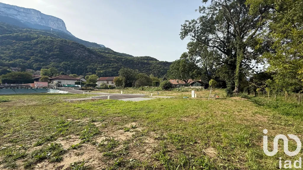 Aed - Buildable Plot in Residential Noyarey