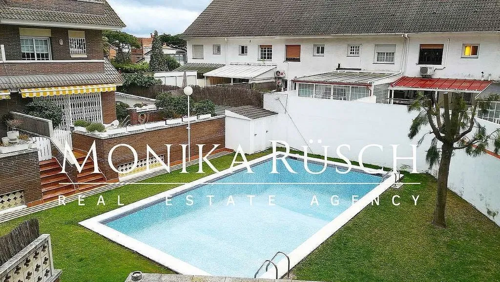 Bassein - Twin-Storey House with Pool in Castelldefels