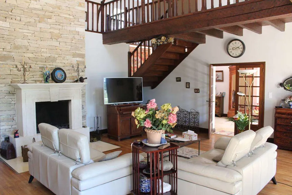 Living Room - Traditional House with Pool in Périgord Blanc